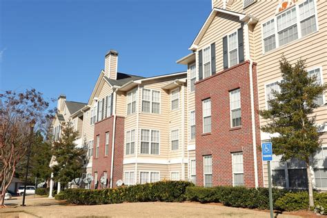 1 BED: $1,221+ 2 BEDS: $1,475+ 3 BEDS: $1,688+ View Details Contact Property. . Lexington on the green